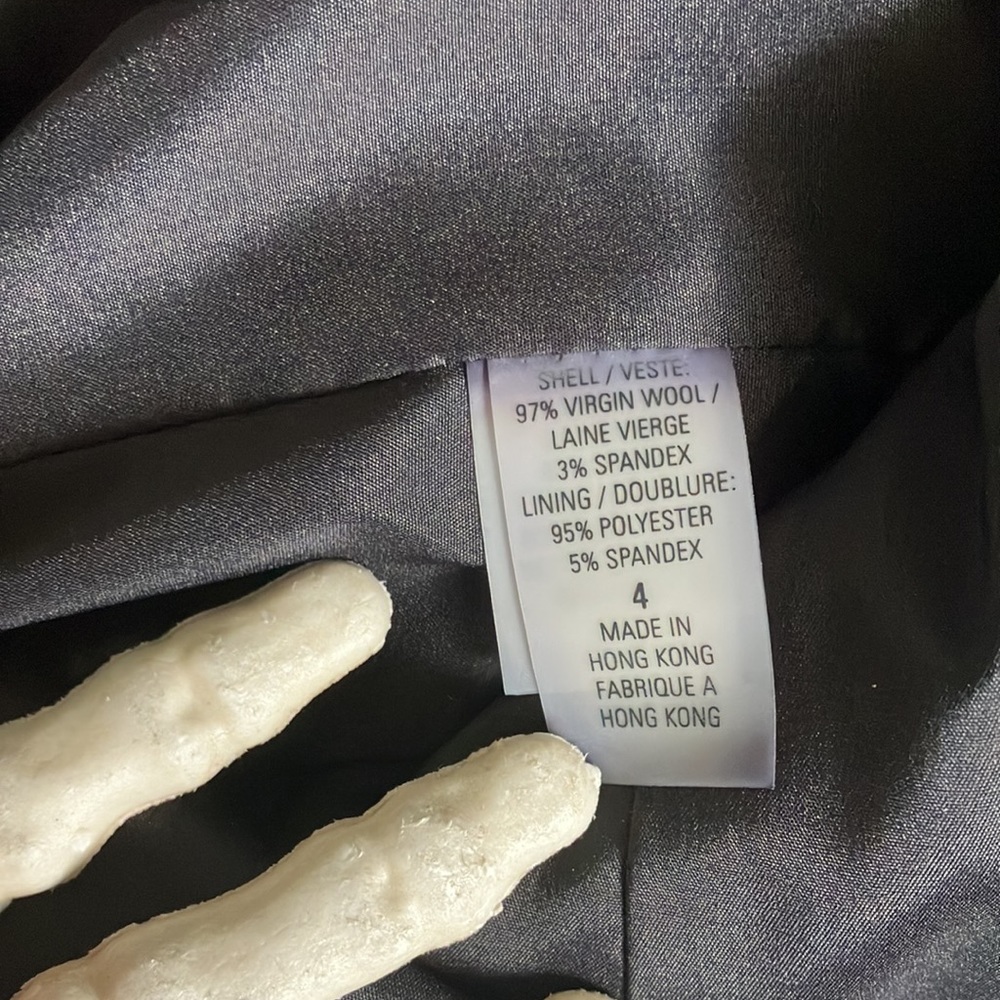 🖤 SOLD 🖤 Black Fitted Wool Blazer Jacket with Lace Trim by Elie Tahari ~ 4 - Picture 13 of 14